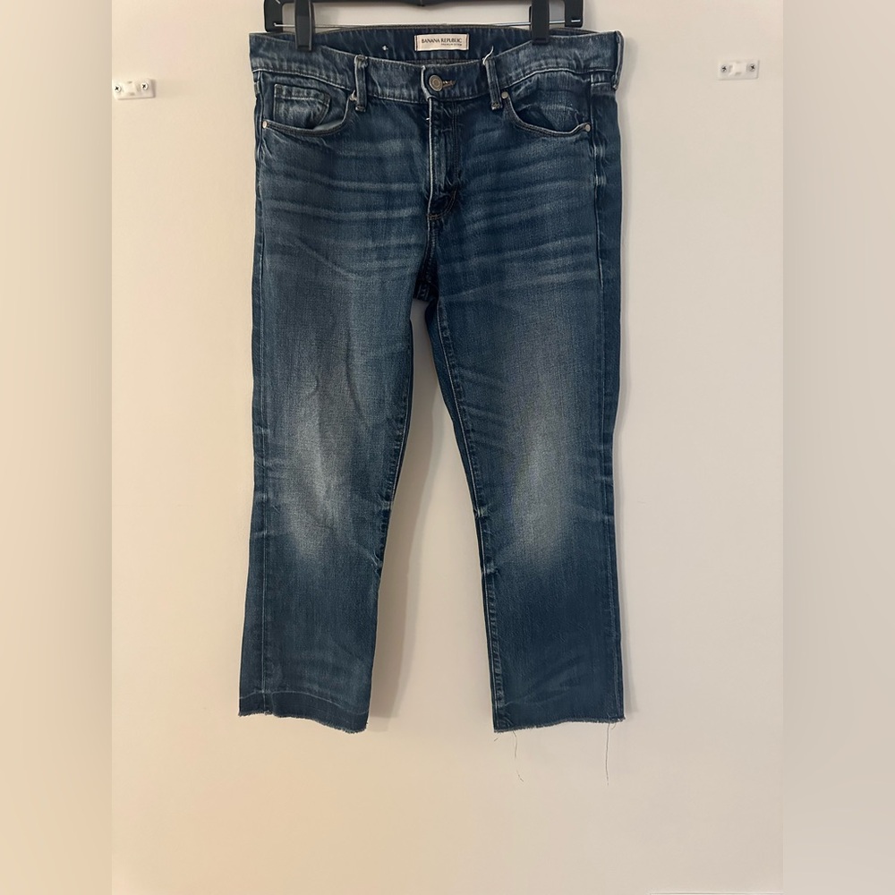 Banana Republic Women’s Crop Flare‎ Size 29